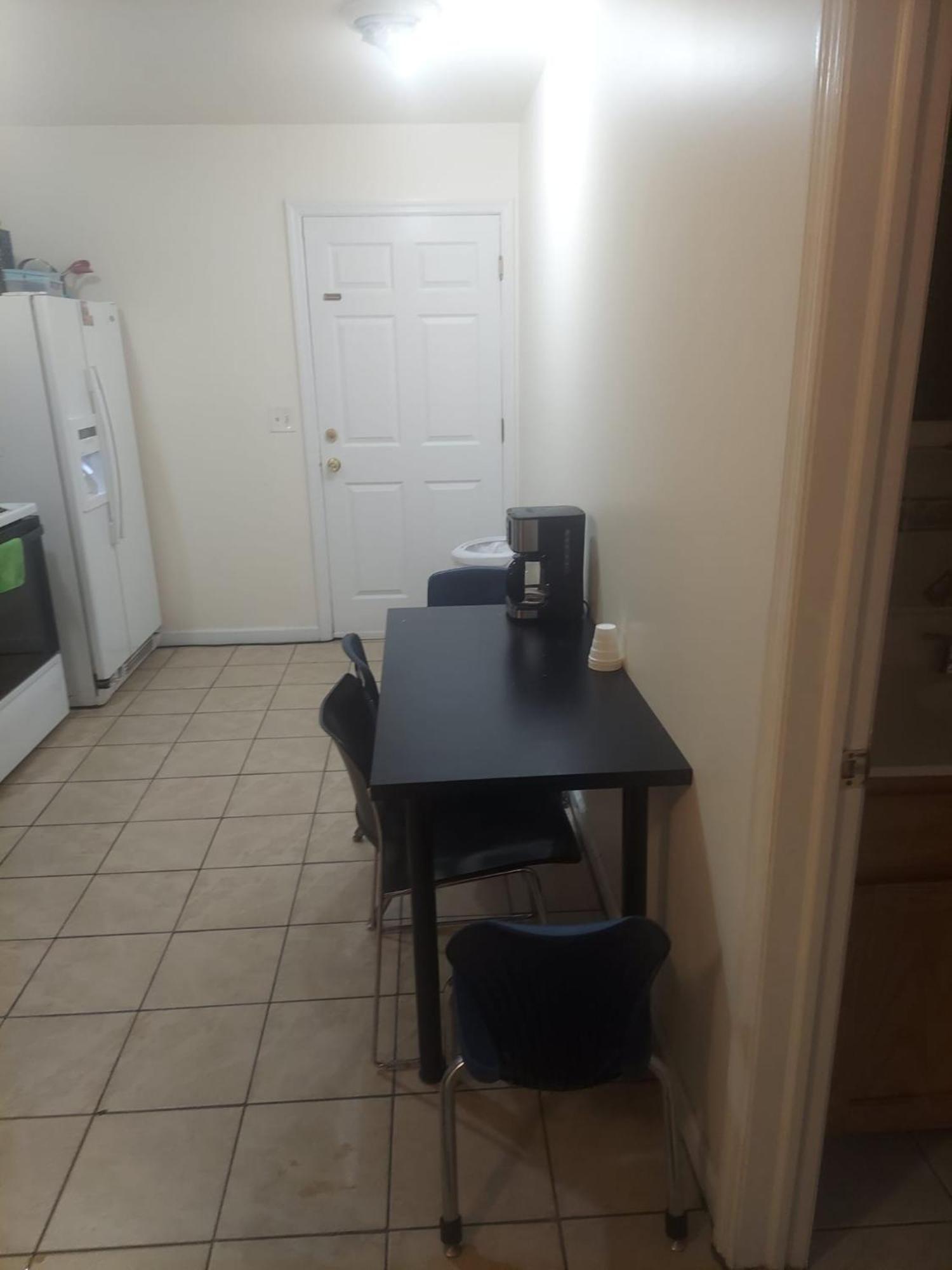 Crystal Room 1 Guest House Near 12Mins To Ewr Airport / Prudential / Njit / Penn Station نيوآرك المظهر الخارجي الصورة