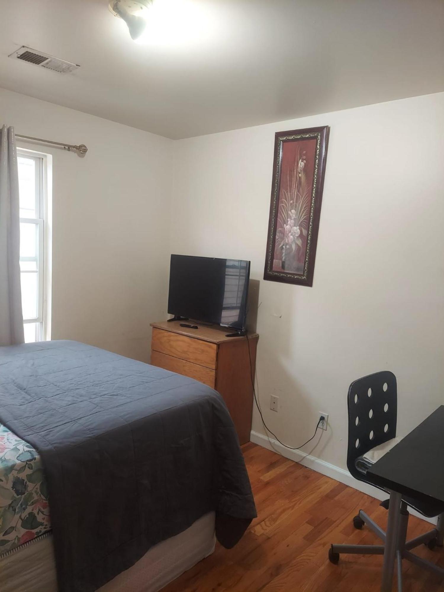Crystal Room 1 Guest House Near 12Mins To Ewr Airport / Prudential / Njit / Penn Station نيوآرك المظهر الخارجي الصورة