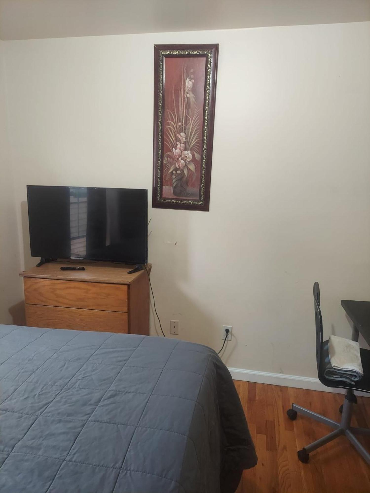 Crystal Room 1 Guest House Near 12Mins To Ewr Airport / Prudential / Njit / Penn Station نيوآرك المظهر الخارجي الصورة