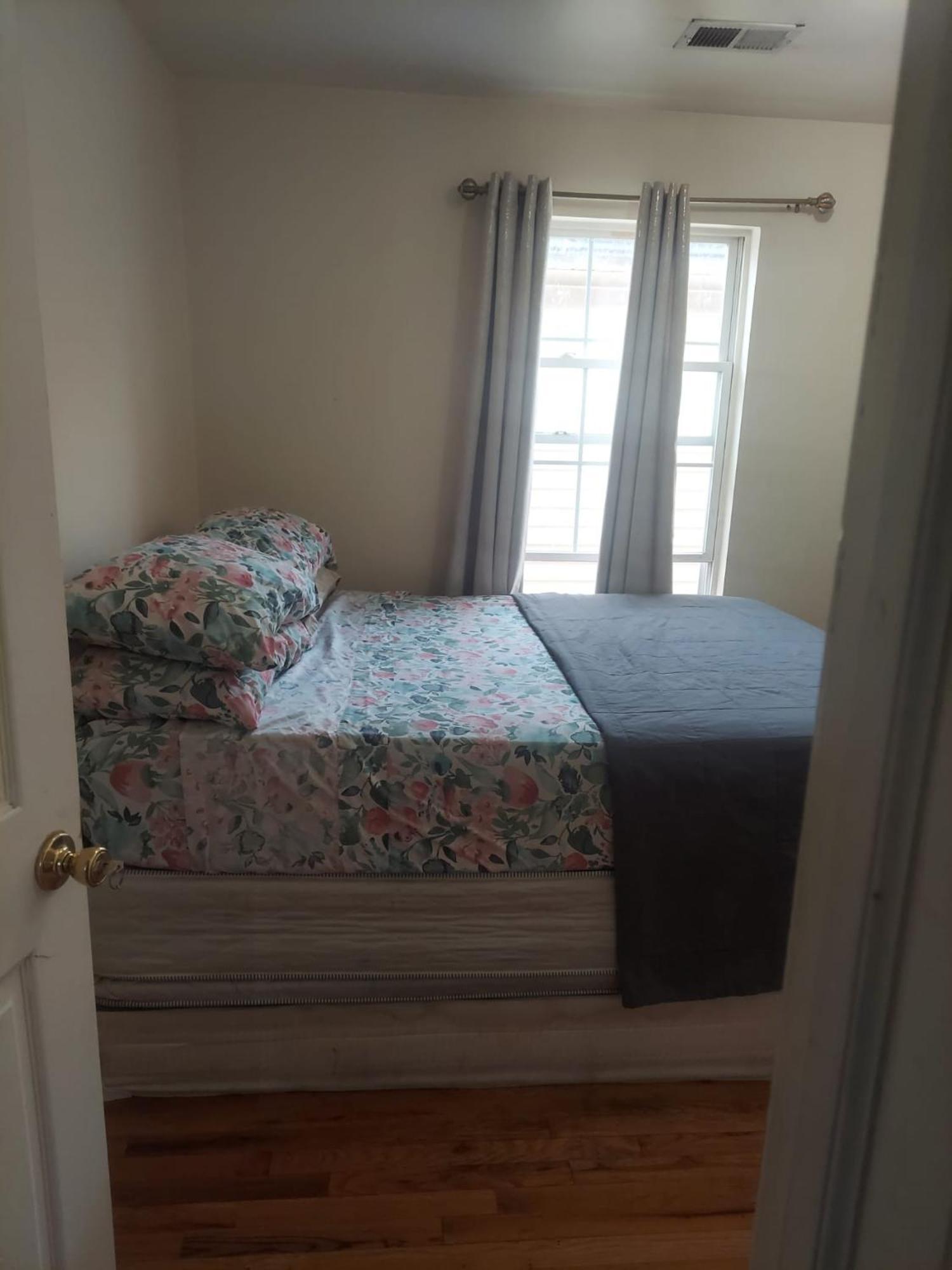 Crystal Room 1 Guest House Near 12Mins To Ewr Airport / Prudential / Njit / Penn Station نيوآرك المظهر الخارجي الصورة